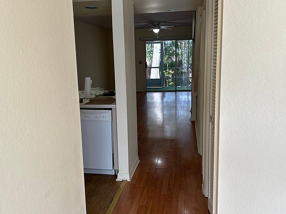 3rd image of 1238 Cypress Cove Ct