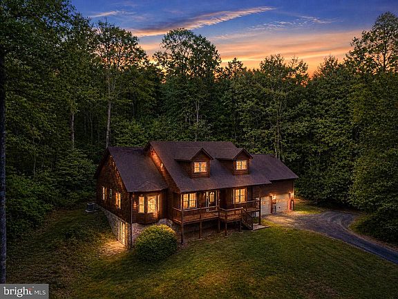 2nd image of 2622 Ccc Rd
