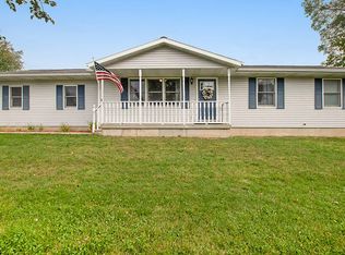 296 8th St NE, Cedar Springs, MI 49319