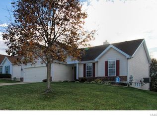 7 Snowbird Ct, O'Fallon, MO 63366
