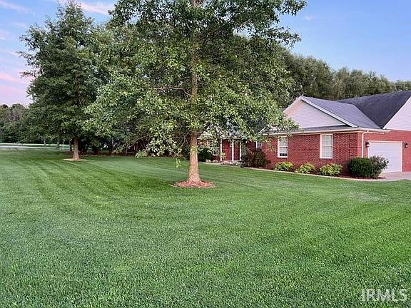 4th image of 3217 W County Road 500 N