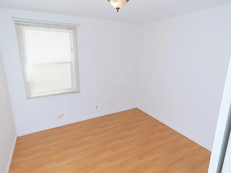 1030A York St — Photo 19