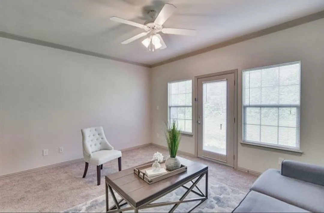 1528 Aldra Dr — Photo 1