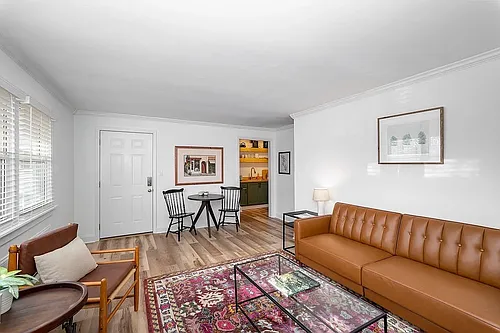 705 Daniels St #D Photo 1