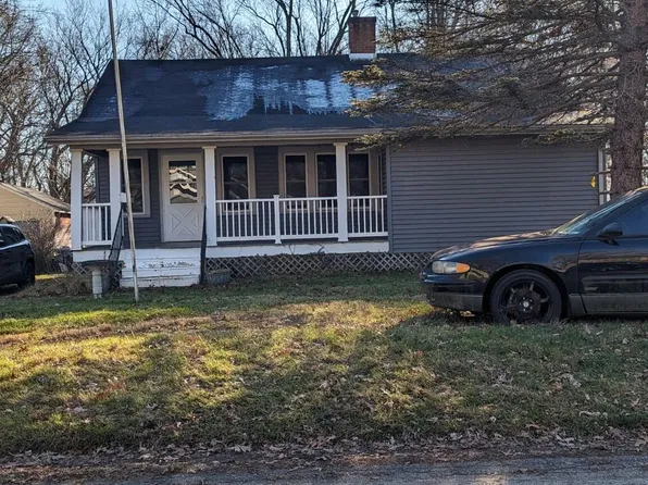 2409 Edgewood Dr, Kalamazoo, MI 49008