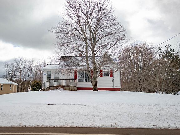 5th image of 1212 Gladstone Rd