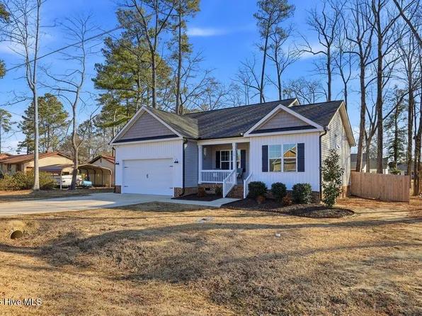 110 Oak Street, Pine Level, NC 27568