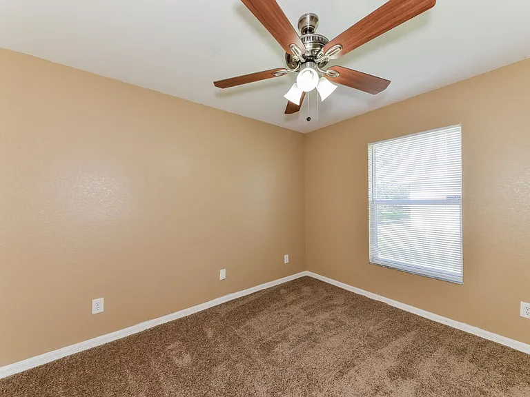 4643 Mermell Cir — Photo 13