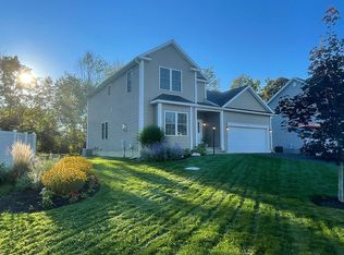 11 Kaleen Dr, Ballston Spa, NY 12020