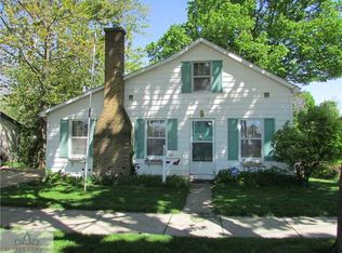 224 W Sycamore St, Mason, MI 48854