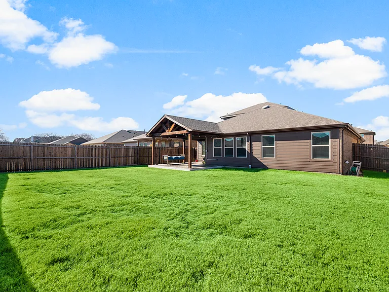 4008 Spur Trail Dr — Photo 22