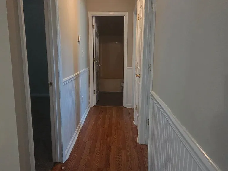907 Canyon Ct — Photo 9