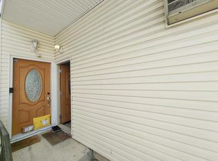 50 Green Valley Rd #1, Staten Island, NY 10312