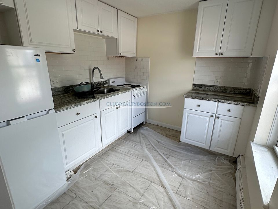 1st image of 180 N Beacon St APT 11