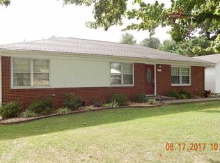 739 Conifer St, Calvert City, KY 42029