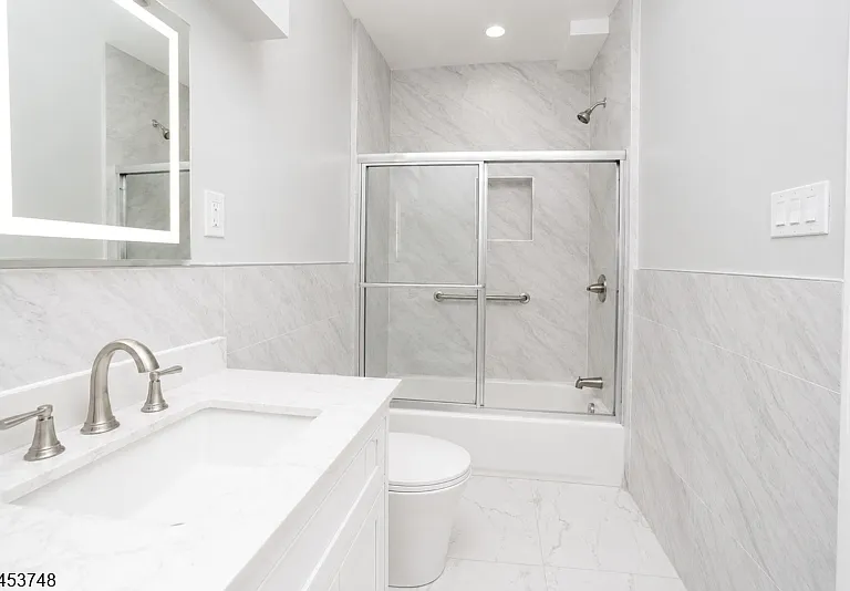 734 Summer Ave #1 — Photo 16