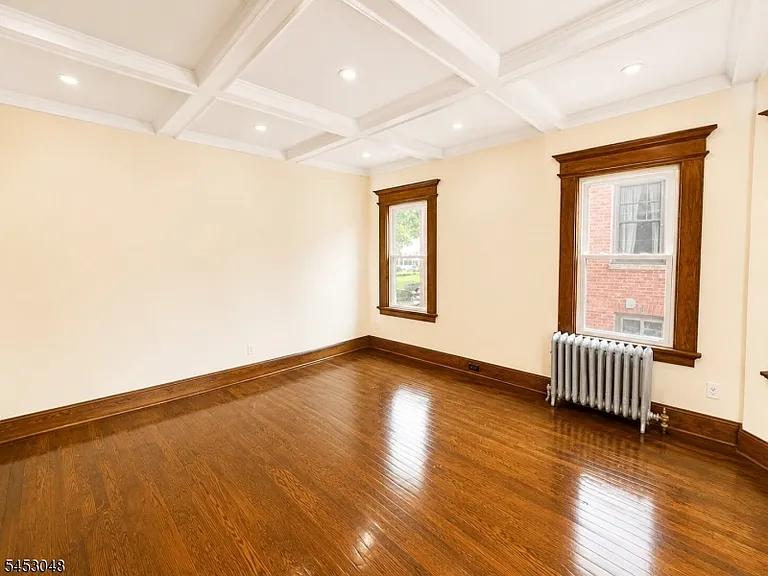 2 Cloverhill Pl #1 — Photo 16