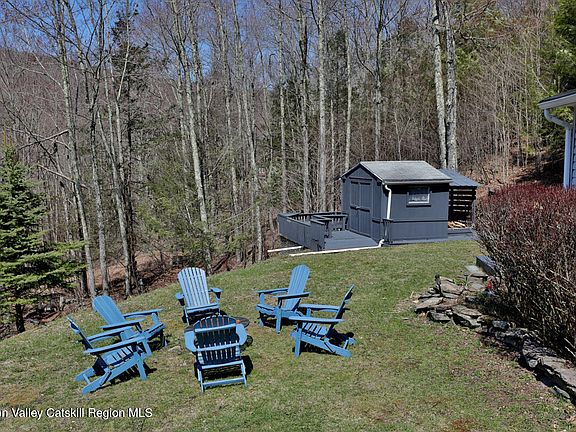 5th image of 11 Lyman Todd Drive