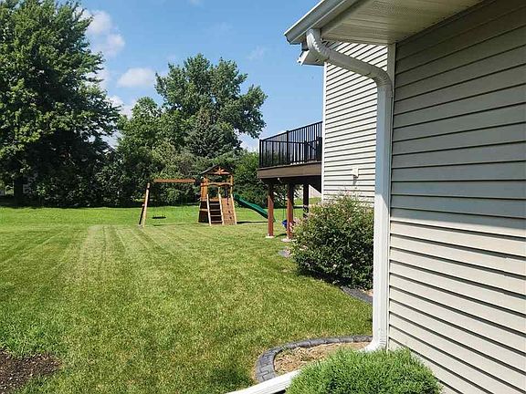 2nd image of 108 Foxfire Dr