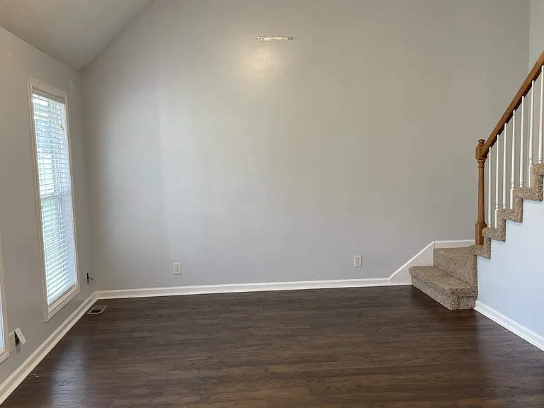 3285 S Senseney Cir — Photo 1
