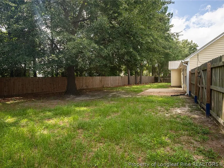300 Pageant Ct — Photo 22