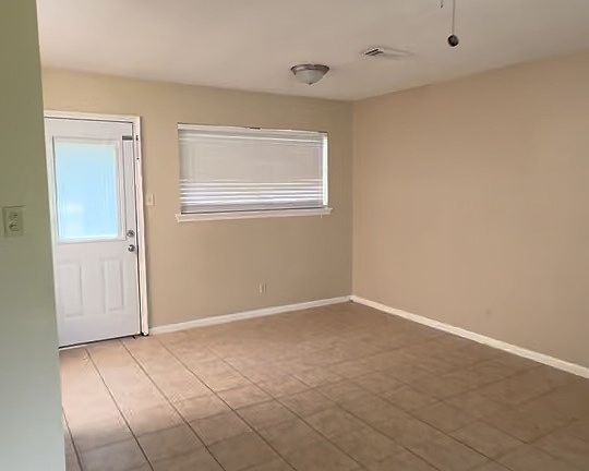 3rd image of 3427 Avenue K