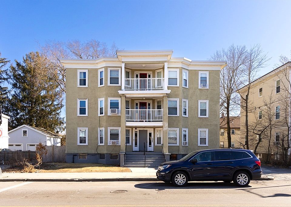 1st image of 640 River St