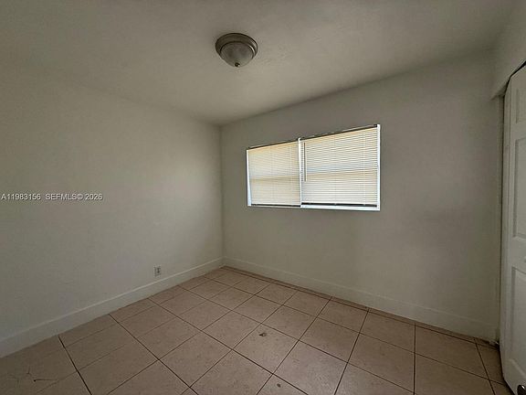 5th image of 1513 NW 15th Ave