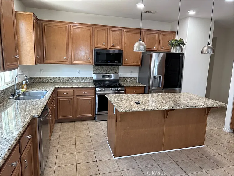 29204 Gateway Dr — Photo 12