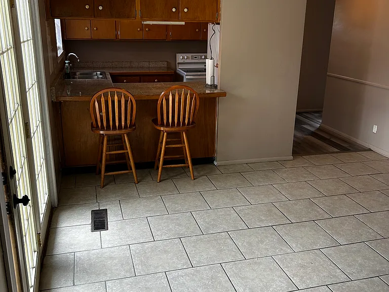 1718 Allentown Rd — Photo 5