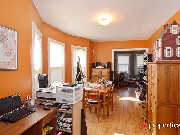 Living Room / Dining Room