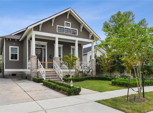 5321 Venus St, New Orleans, LA 70122