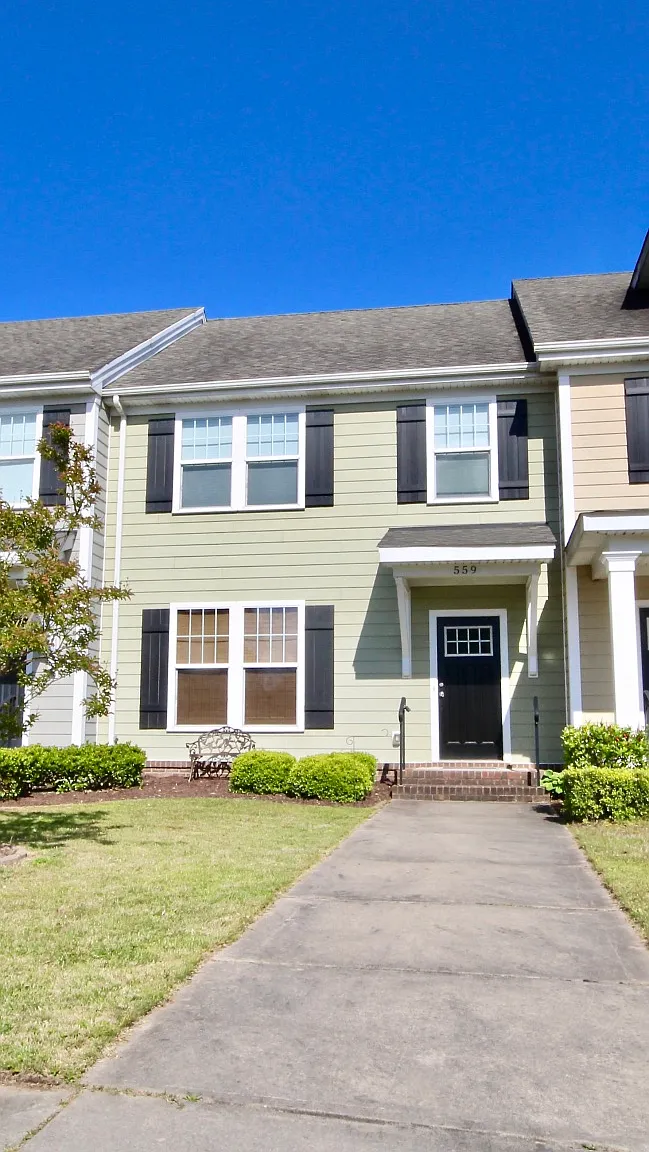 559 Mill Creek Pkwy - - — Photo 1