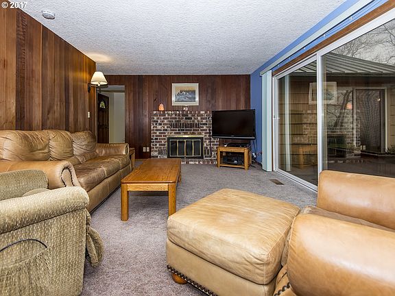 5th image of 7206 NW 25th Ave