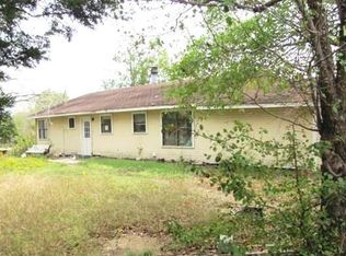 1216 E Sumpter St, Mexia, TX 76667