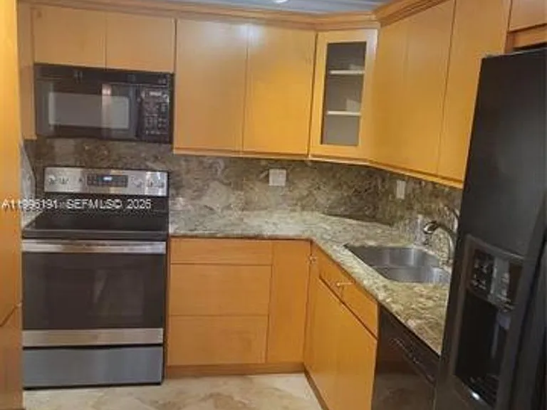 2333 Brickell Ave #2504 — Photo 8