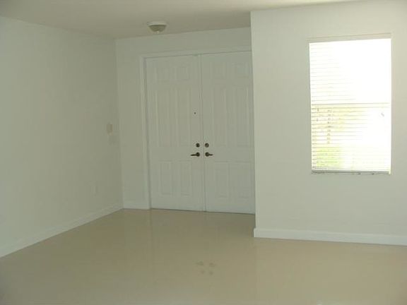 5th image of 8649 NW 114th Ct
