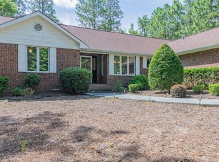 6 Spruce Ln, Pinehurst, NC 28374