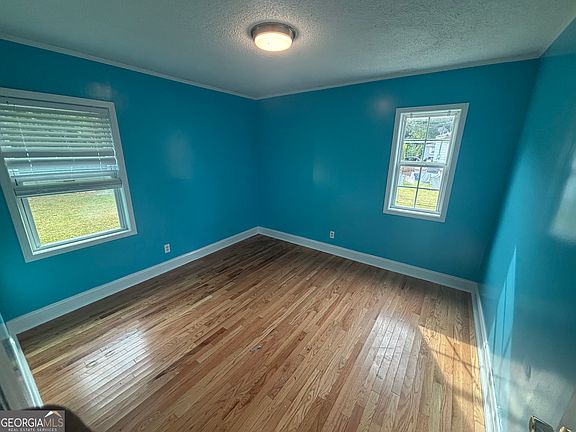 2nd image of 108 Southend Ave