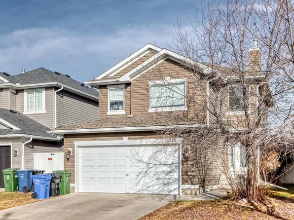 214 S Coville Cir NE, Calgary, AB T3K 5N8