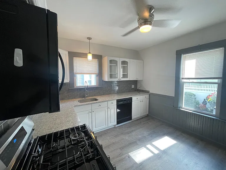 4 Ossipee Rd — Photo 12