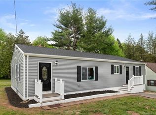 290 Curtiss St, Southington, CT 06489