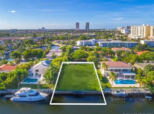 479 Tamarind Dr, Hallandale, FL 33009