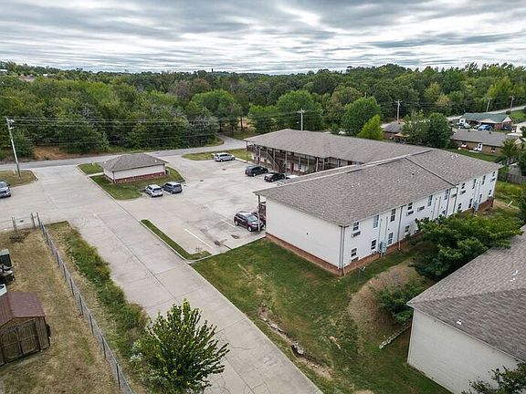 2nd image of 363 Frankie Matthew Dr #7