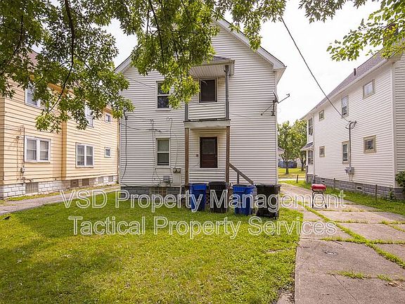 2nd image of 4024 E 143rd St #Up