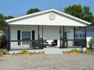 2529 Roanoke Ave, New Albany, IN 47150