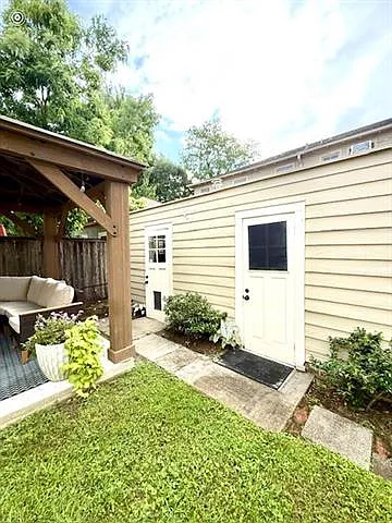 2505 Joseph St — Photo 16