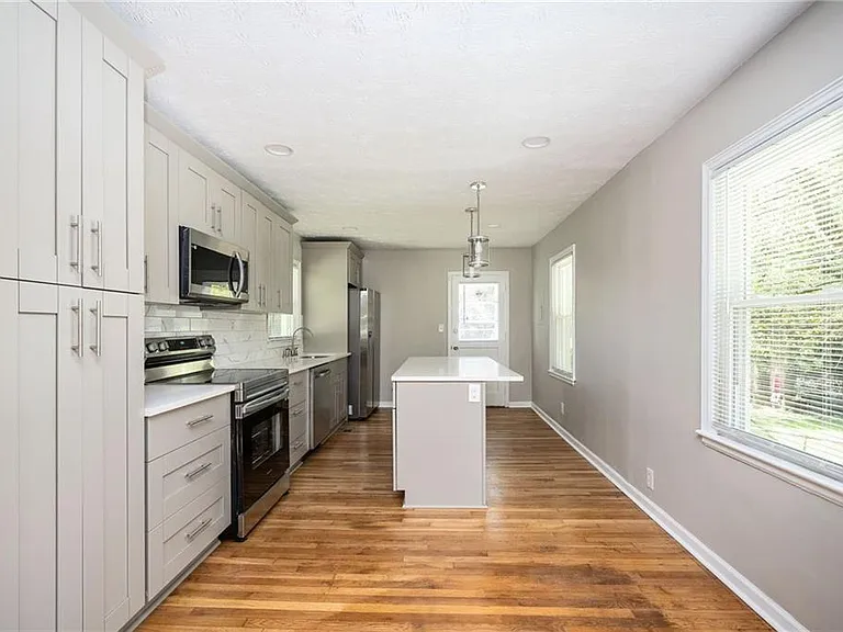 2823 McAfee Rd — Photo 9