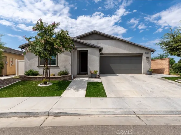 1621 Easton Ln, Beaumont, CA 92223