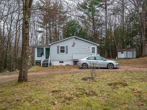 2nd image of 83 Great East Ln